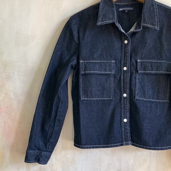 LEVI’S S Organic Cotton Ladies Snap Front Denim Jacket Dark Wash EUC - Picture 3 of 13